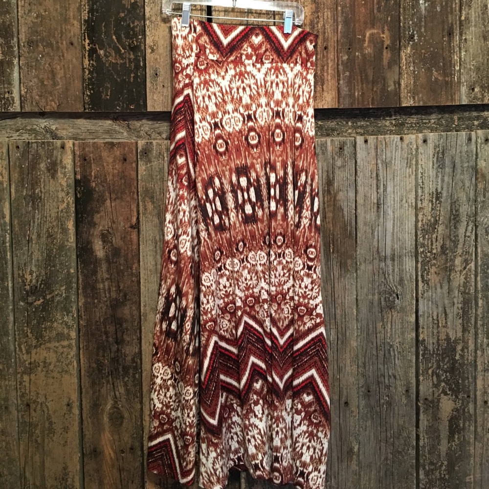Maxi skirt